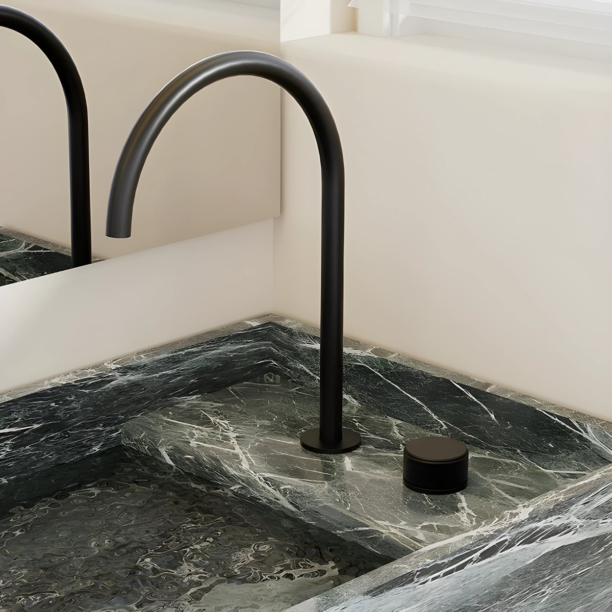 Mitigeur de lavabo RIVOLI en laiton finition noir mat avec commande moletée