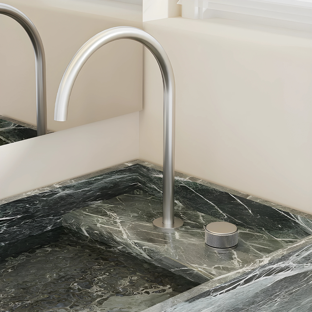 Mitigeur de lavabo RIVOLI en laiton finition nickel brossé avec commande moletée